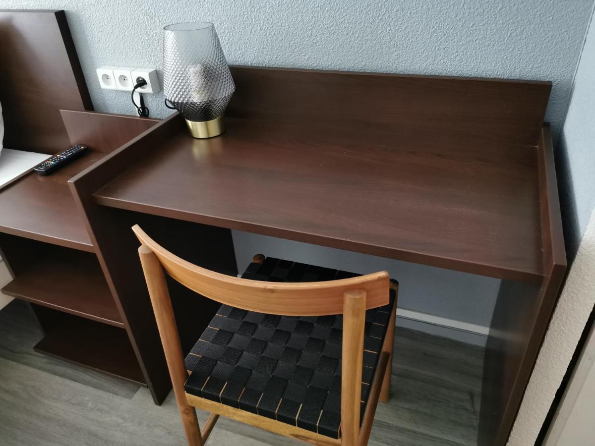 Appart Hotel La Defense Курбьовоа Екстериор снимка