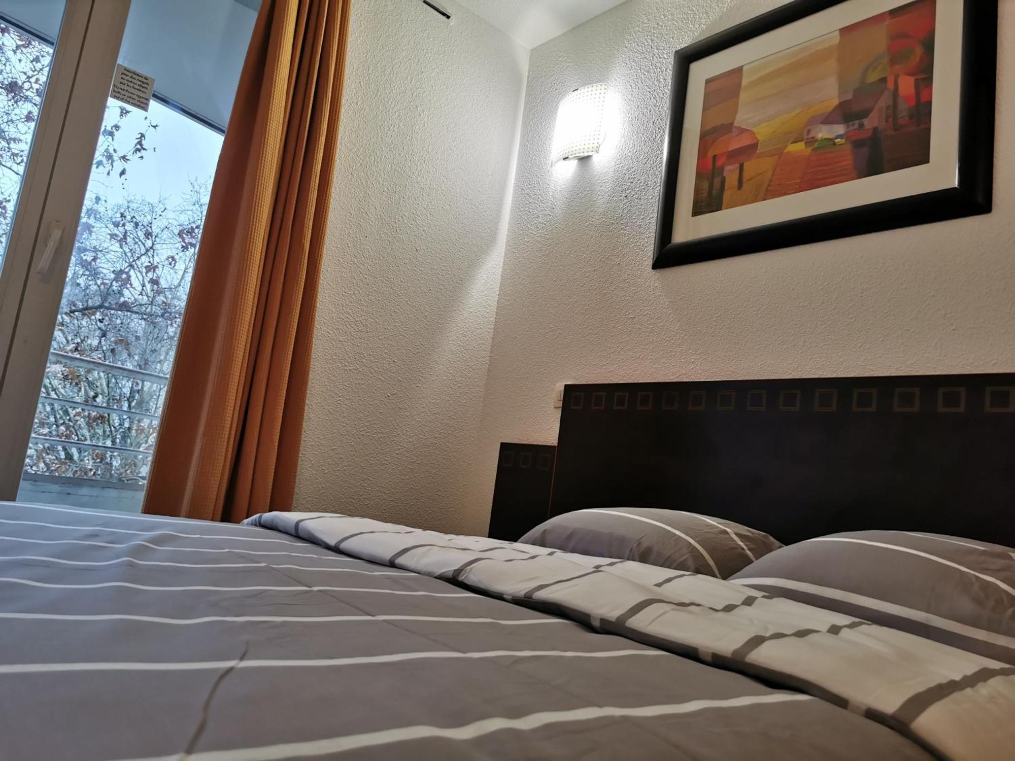 Appart Hotel La Defense Курбьовоа Екстериор снимка