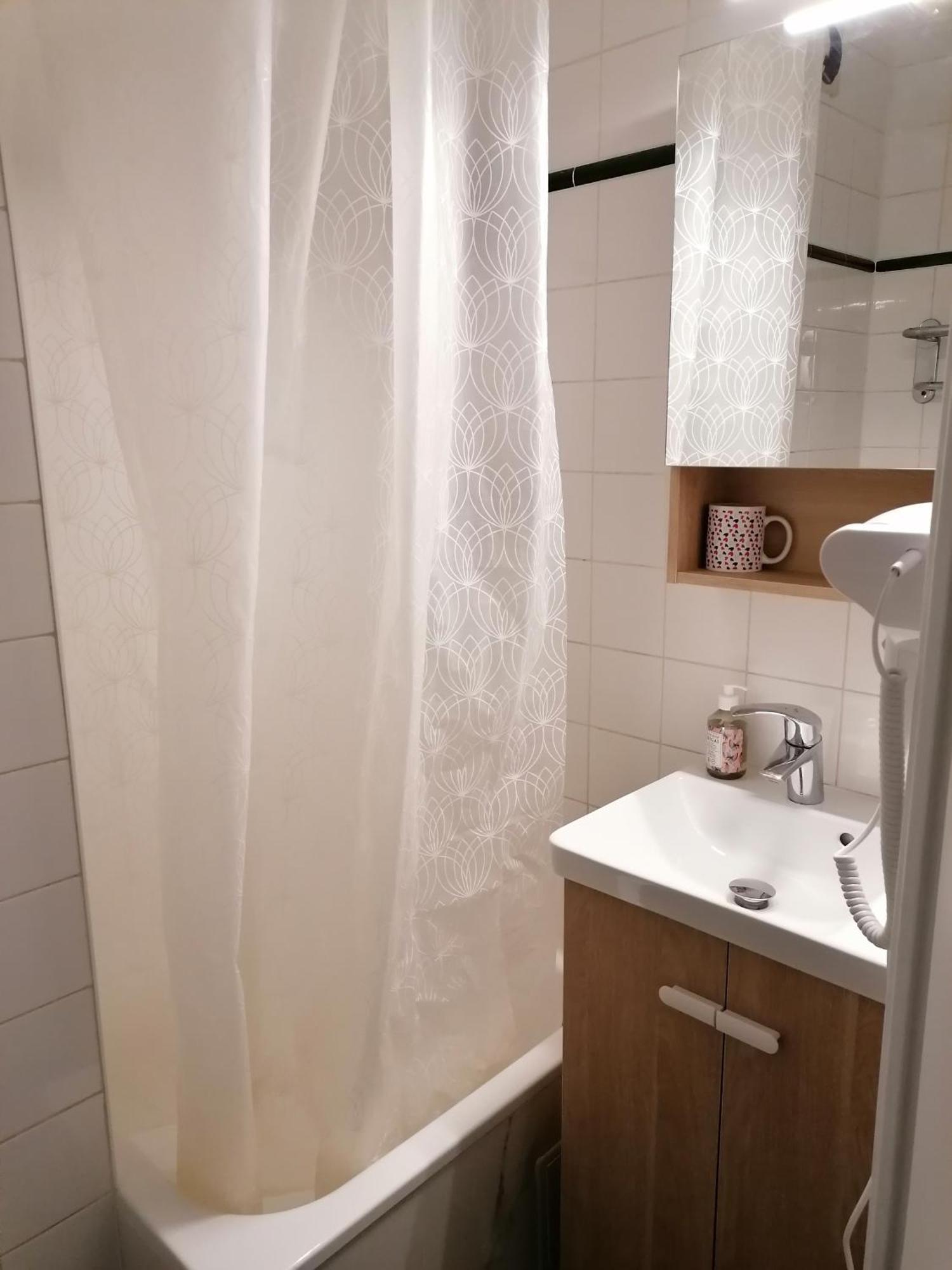 Appart Hotel La Defense Курбьовоа Екстериор снимка
