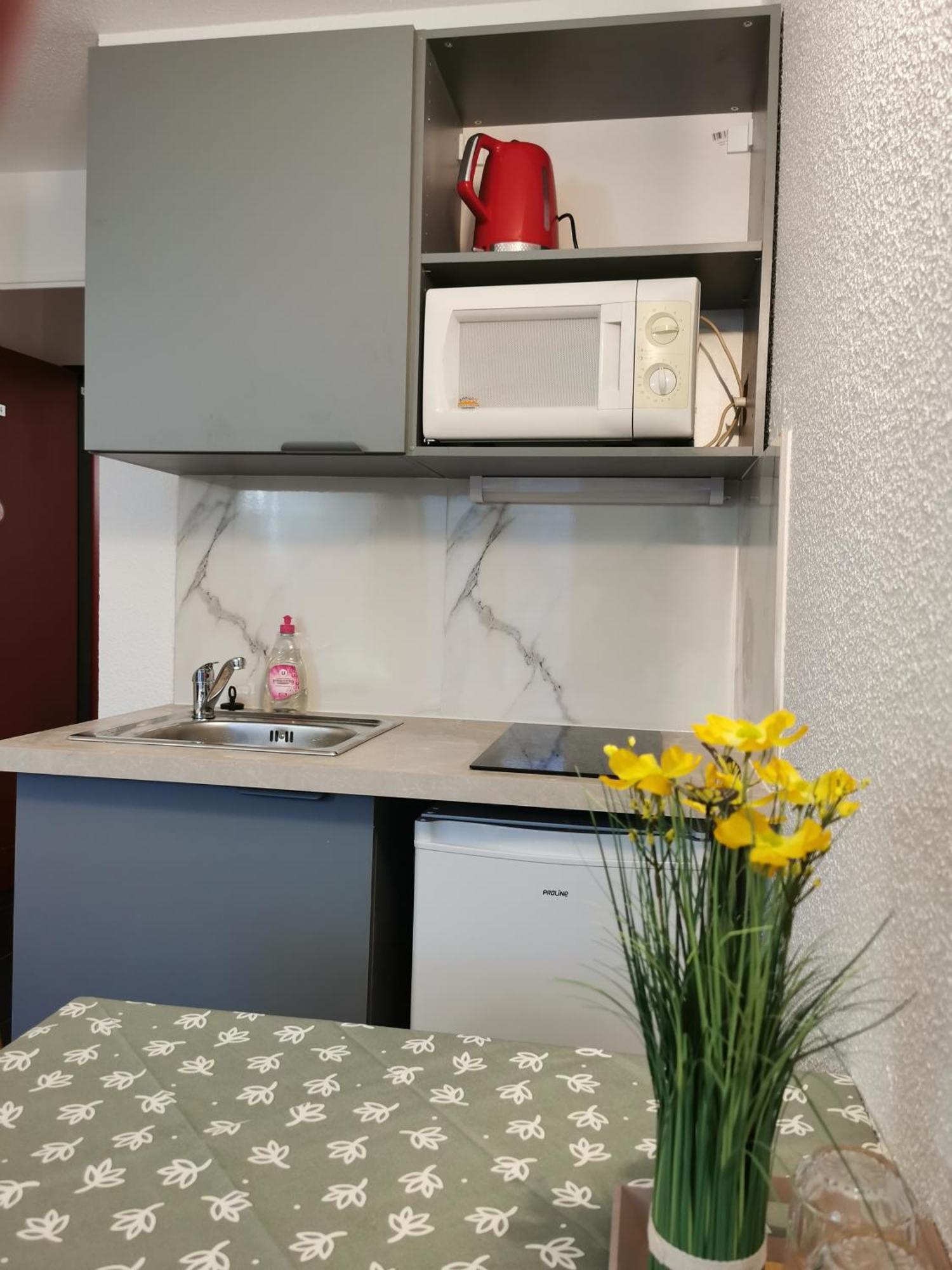 Appart Hotel La Defense Курбьовоа Екстериор снимка