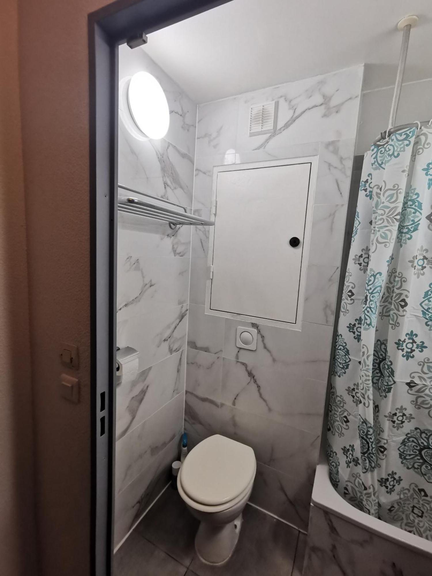 Appart Hotel La Defense Курбьовоа Екстериор снимка