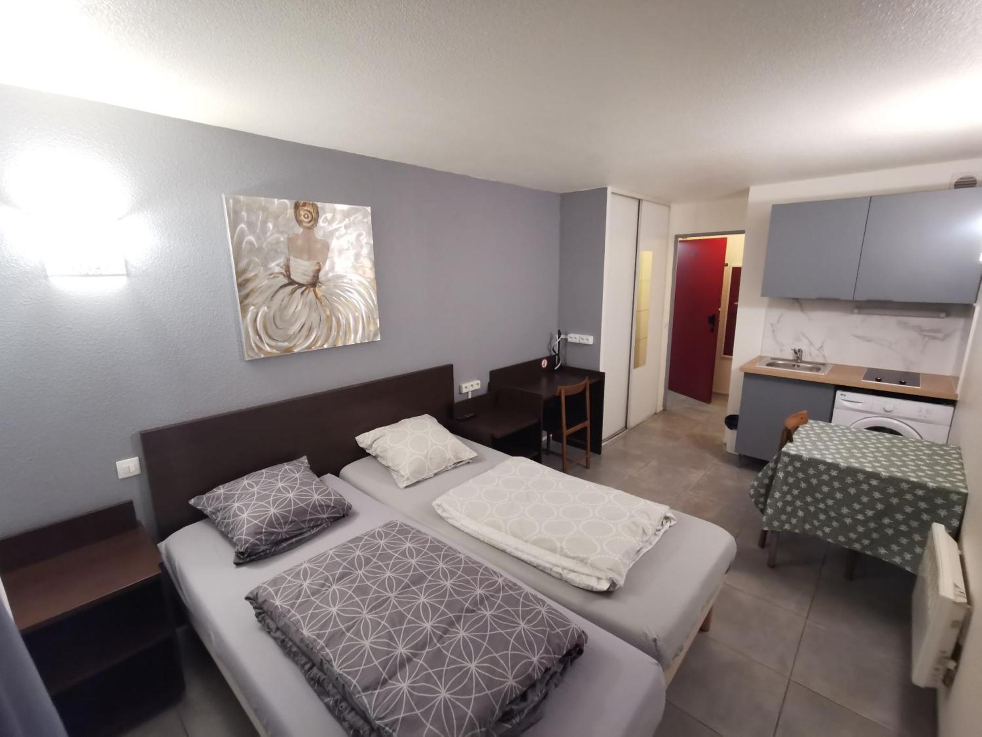 Appart Hotel La Defense Курбьовоа Екстериор снимка